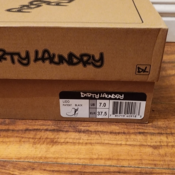 Dirty Laundry Patent Black Lido Boots - Picture 5 of 5